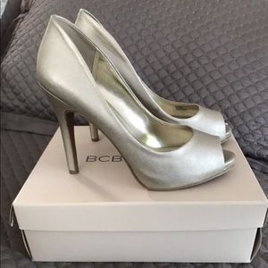 NIB Beautiful Champagne BCBG heels